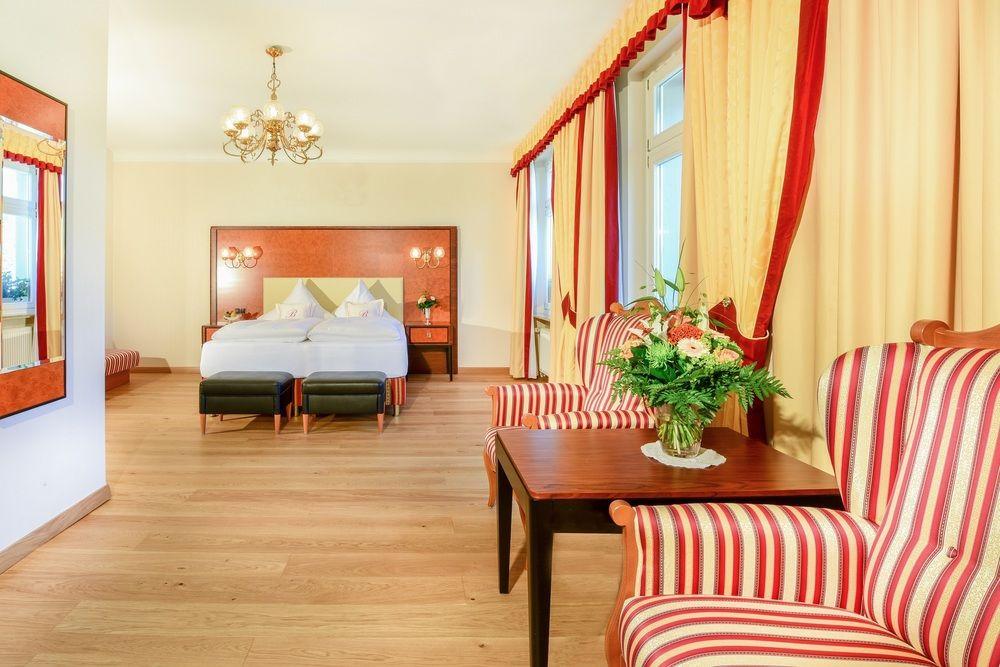 Bellevue Rheinhotel Бопард Екстериор снимка