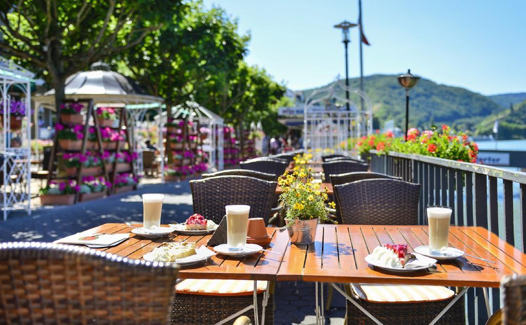 Bellevue Rheinhotel Бопард Екстериор снимка