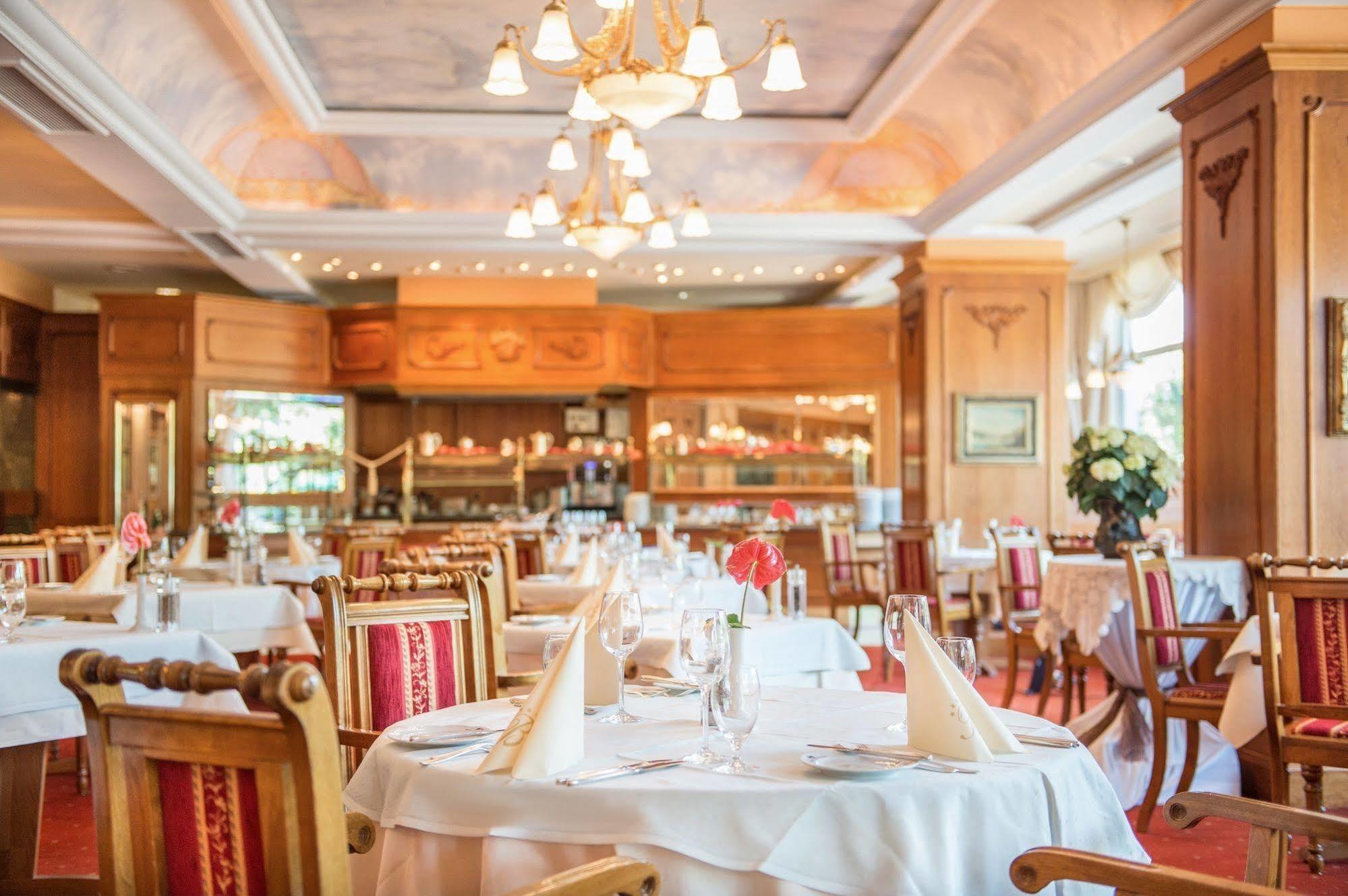Bellevue Rheinhotel Бопард Екстериор снимка