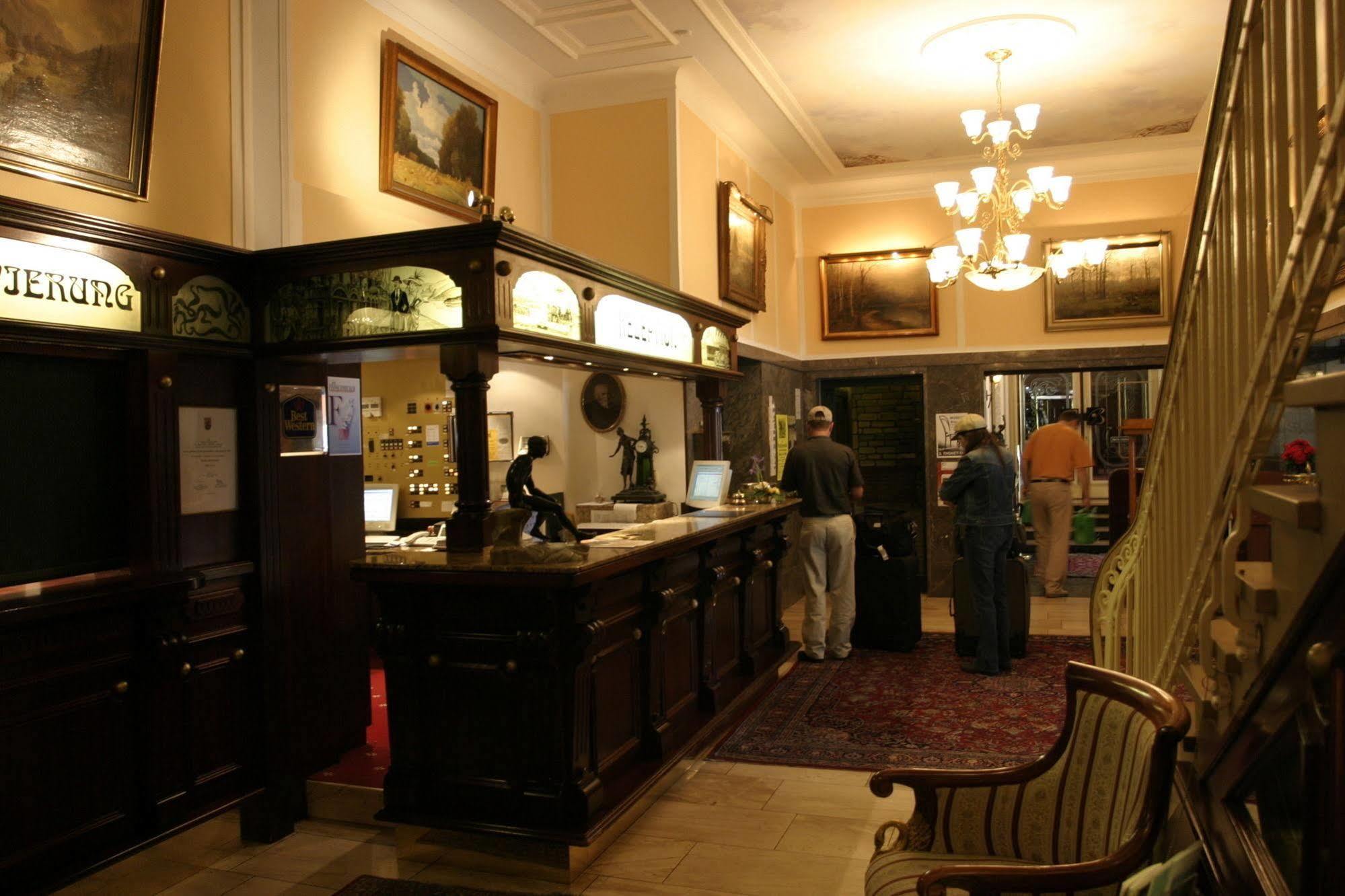 Bellevue Rheinhotel Бопард Екстериор снимка